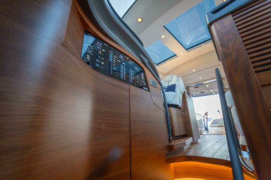 Princess V55 55ft Princess Yacht For Sale