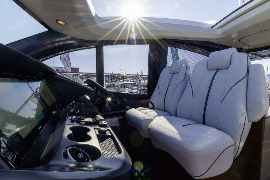 Princess V55 55ft Princess Yacht For Sale