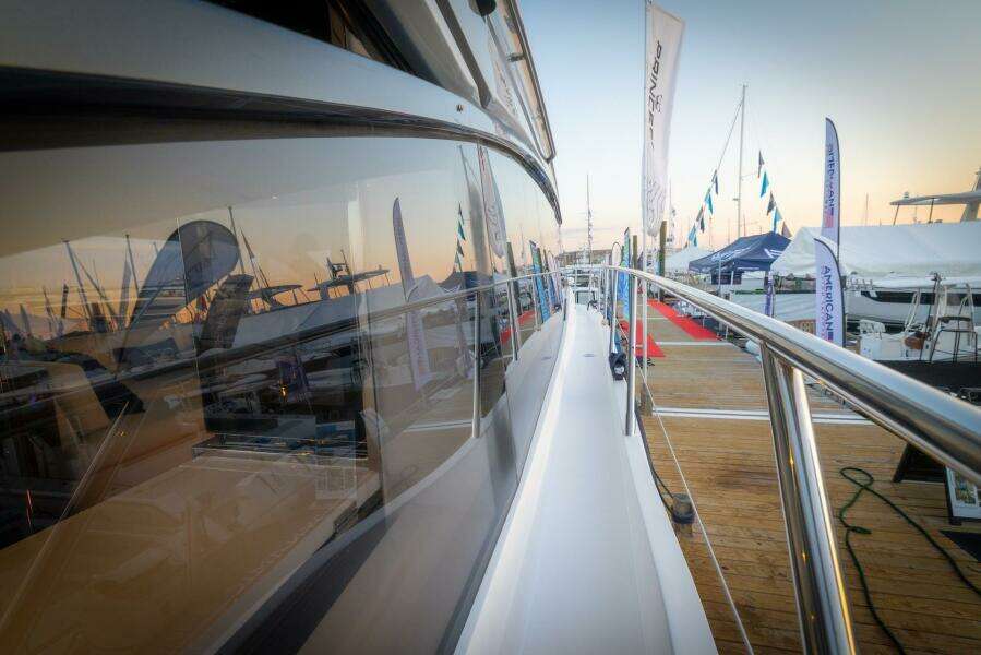 Princess V55 55ft Princess Yacht For Sale