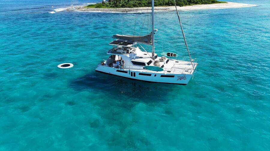 Royal Cape 570 Majestic 