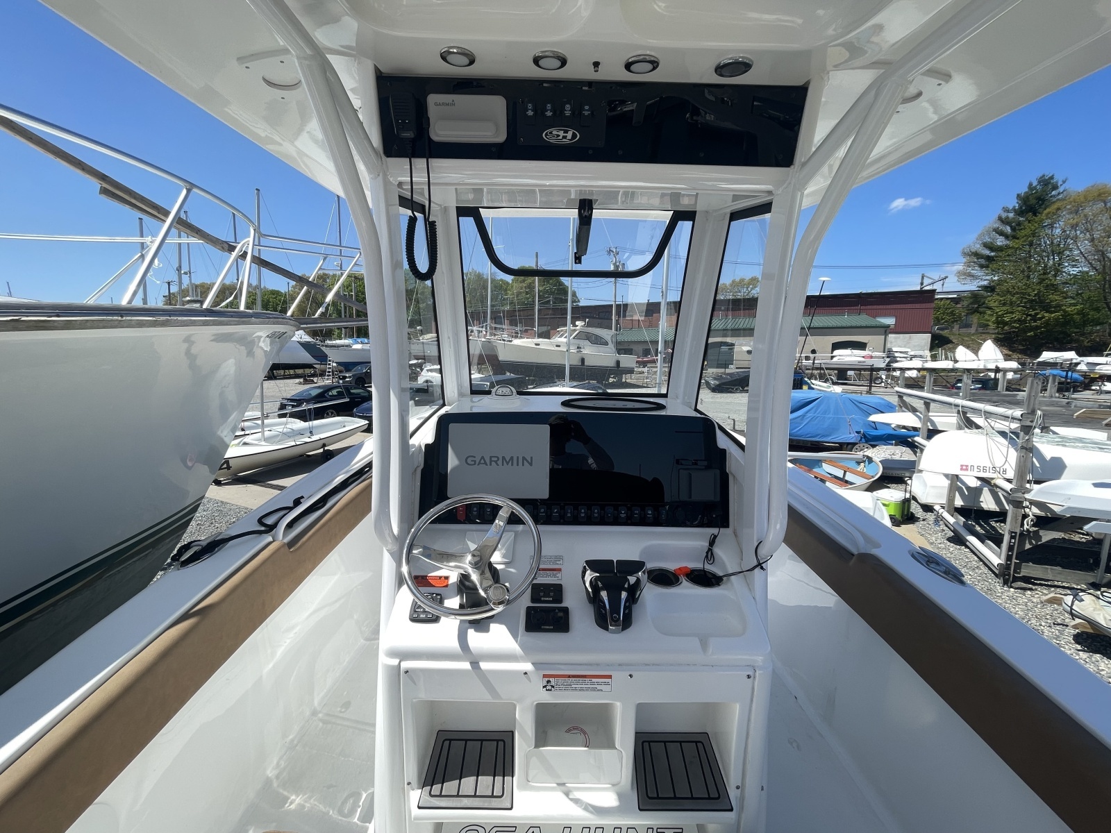 26ft Sea Hunt Yacht For Sale