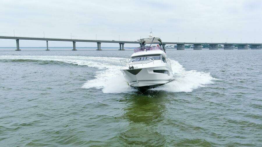 2023 Prestige 460 Flybridge 