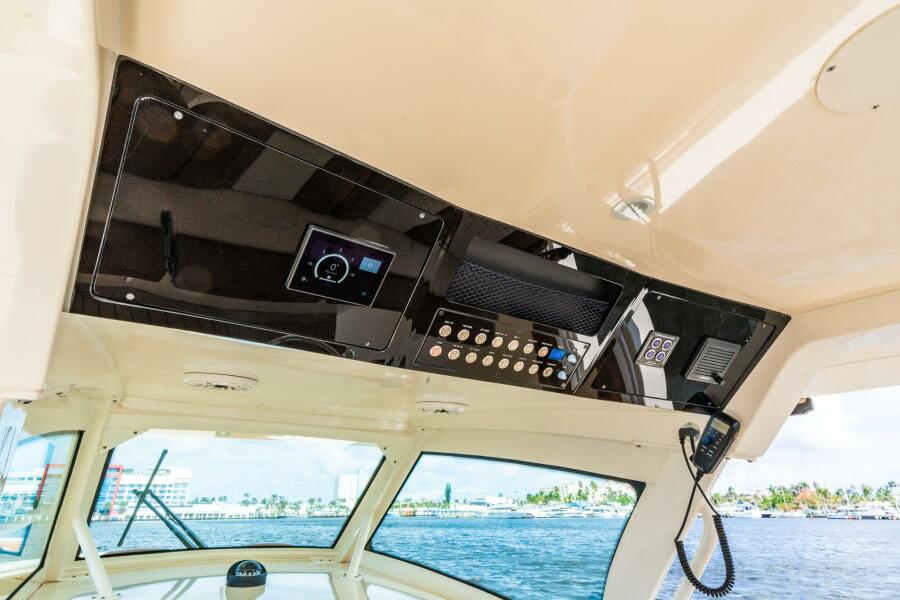 42' 2021 Scout 425 LXF