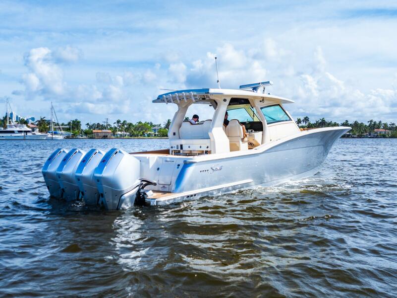 42' 2021 Scout 425 LXF