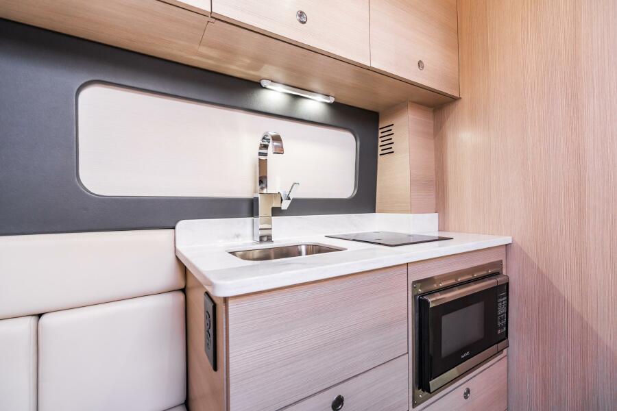 42' 2021 Scout 425 LXF