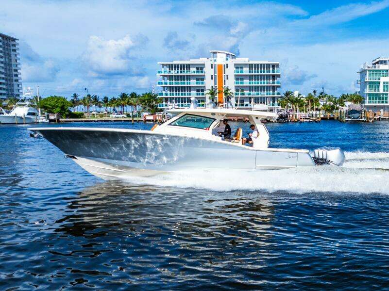 42ft Scout Yacht For Sale