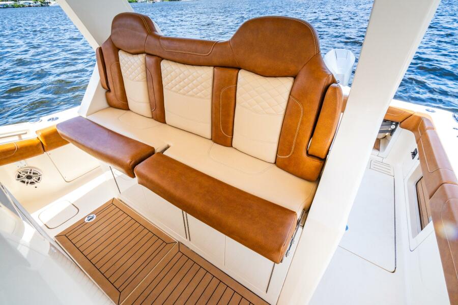 42' 2021 Scout 425 LXF