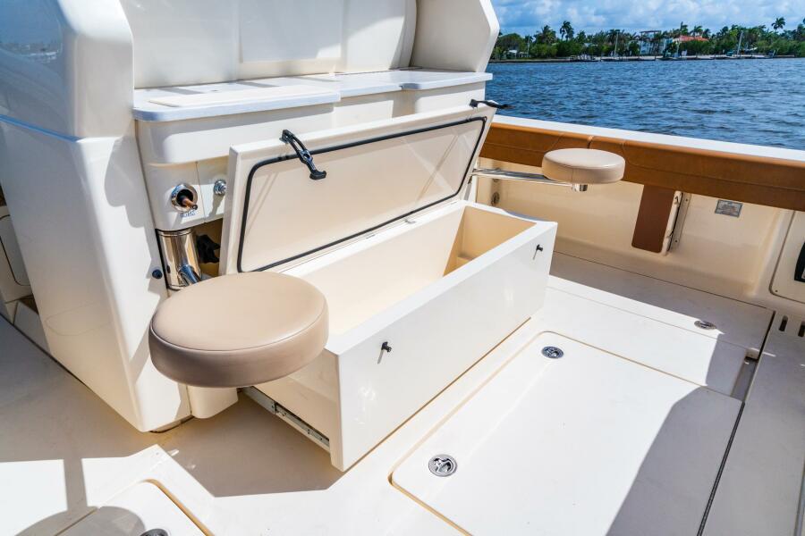 42' 2021 Scout 425 LXF