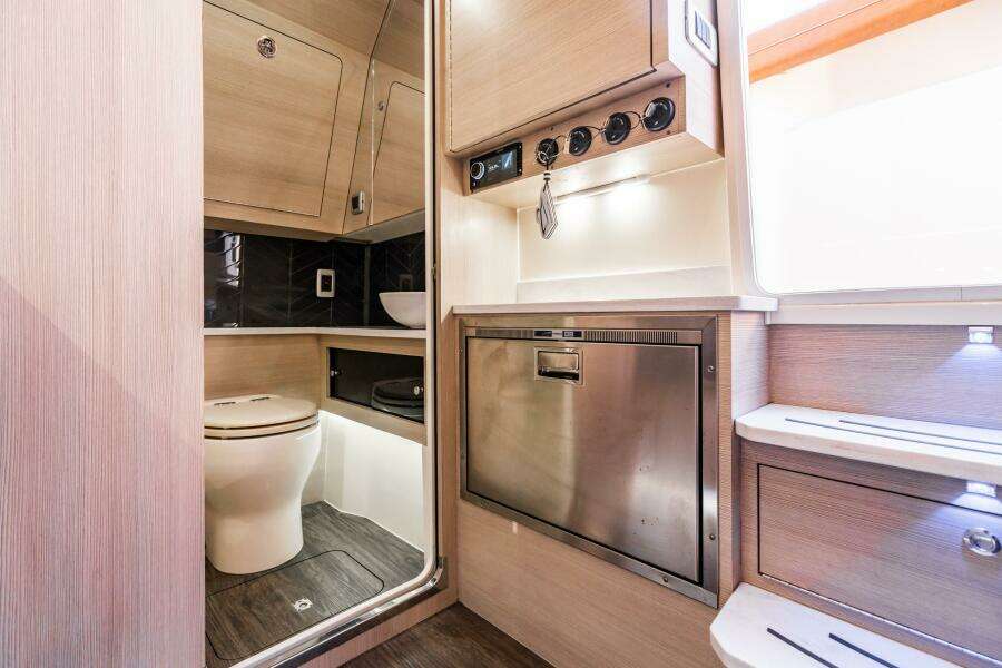 42ft Scout Yacht For Sale