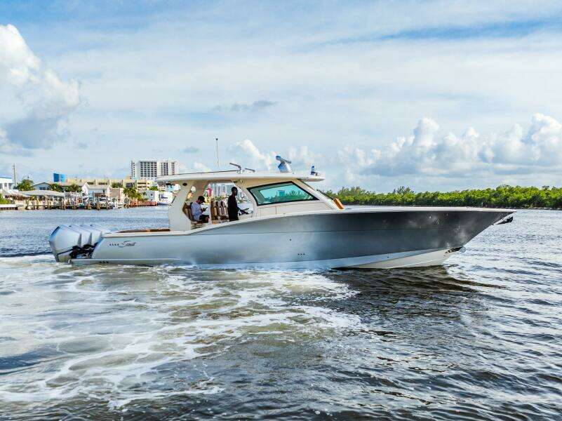 42ft Scout Yacht For Sale