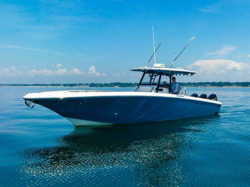 38ft Fountain Yacht For Sale