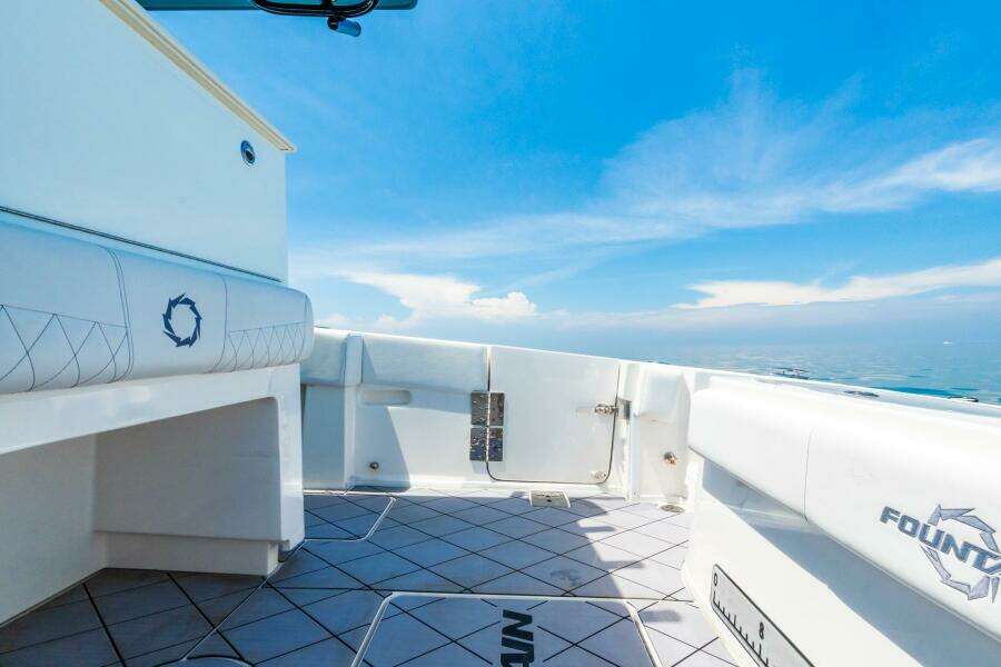 38ft Fountain Yacht For Sale