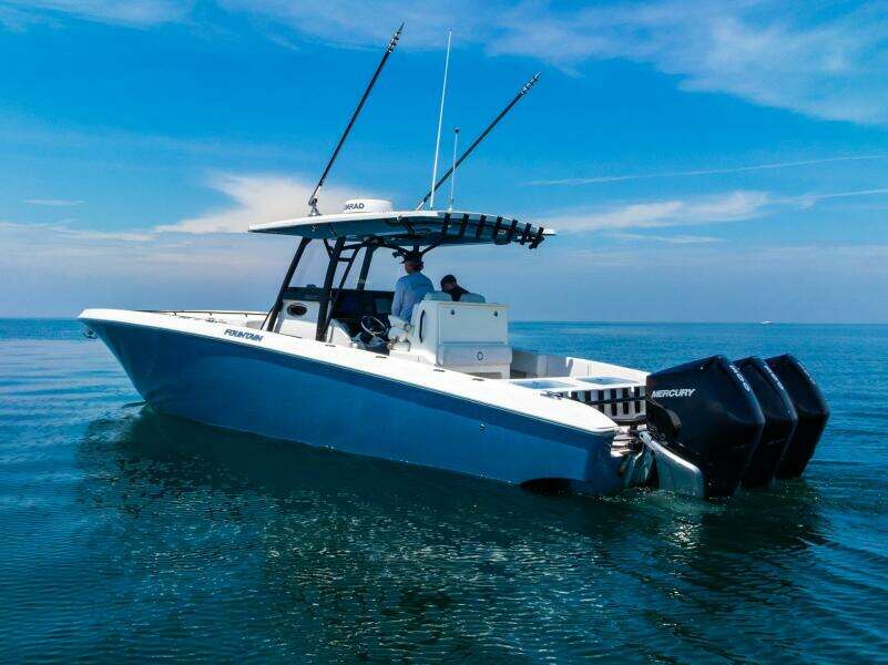 38ft Fountain Yacht For Sale