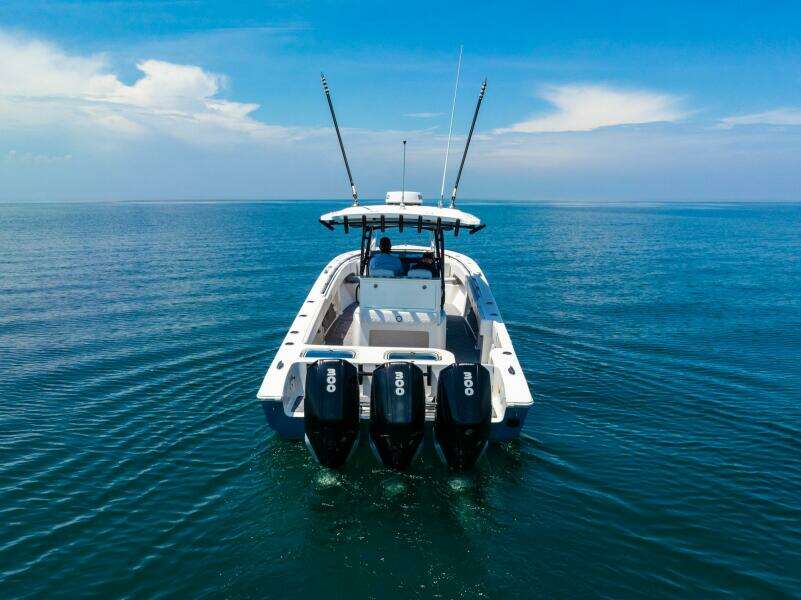 38ft Fountain Yacht For Sale