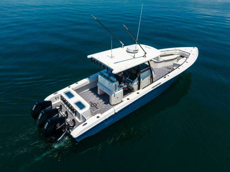 38ft Fountain Yacht For Sale