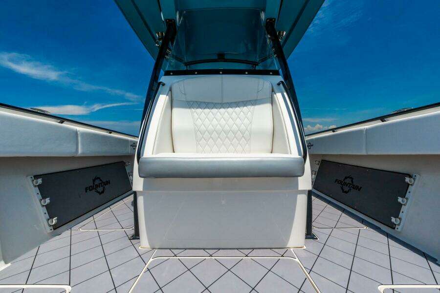 38ft Fountain Yacht For Sale