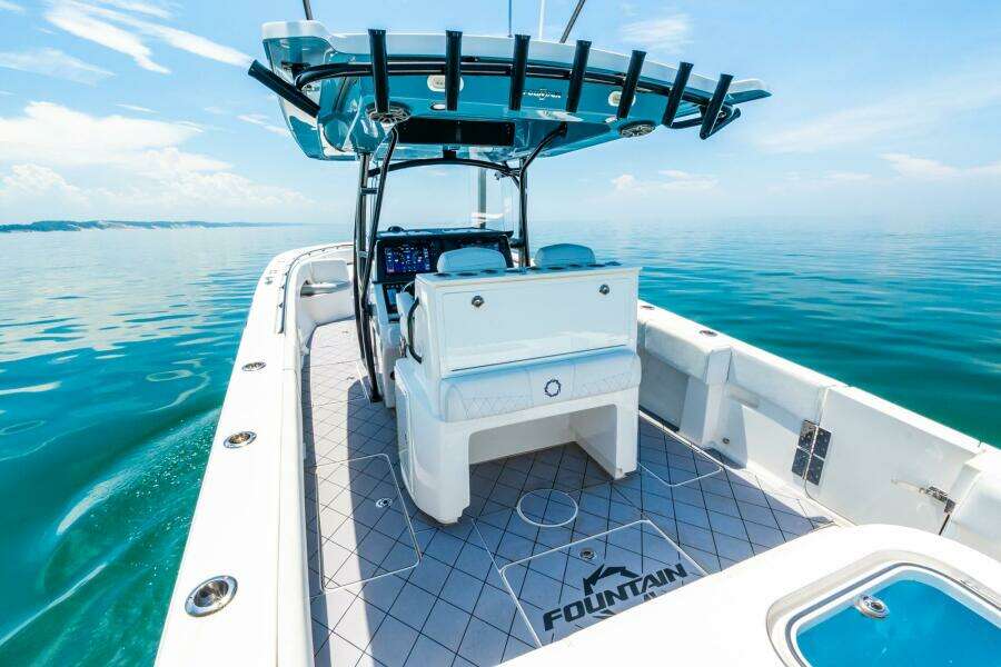 38ft Fountain Yacht For Sale