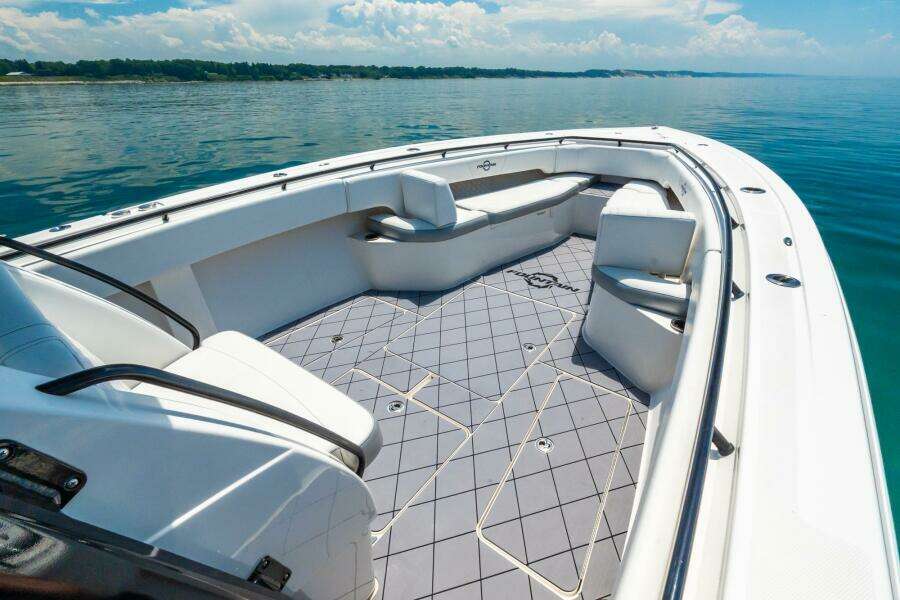 38ft Fountain Yacht For Sale
