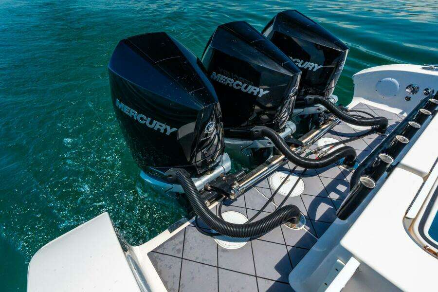 38ft Fountain Yacht For Sale