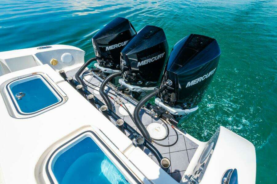 38ft Fountain Yacht For Sale