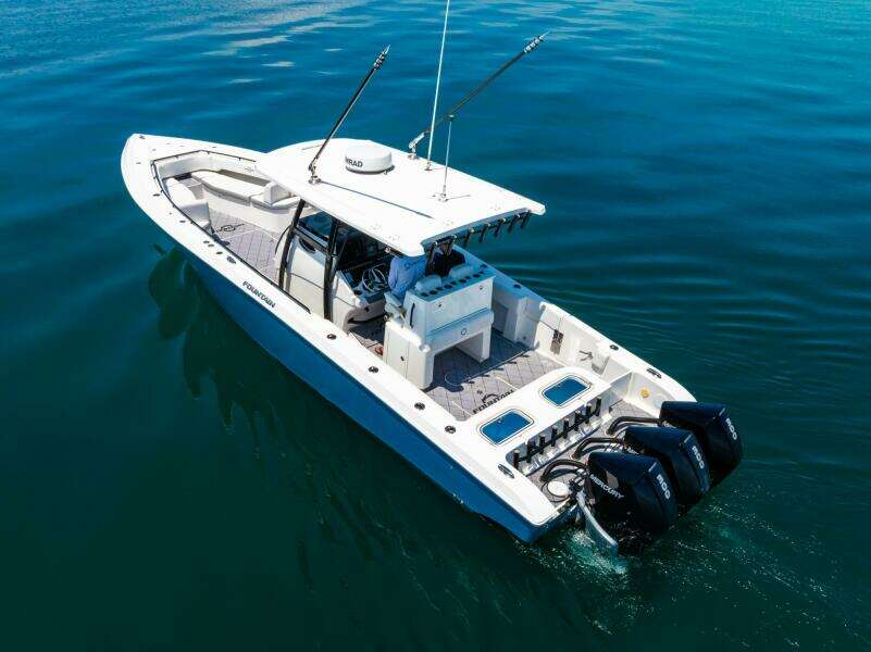 38ft Fountain Yacht For Sale