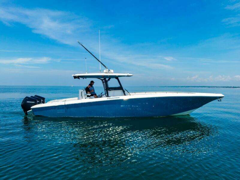 38ft Fountain Yacht For Sale