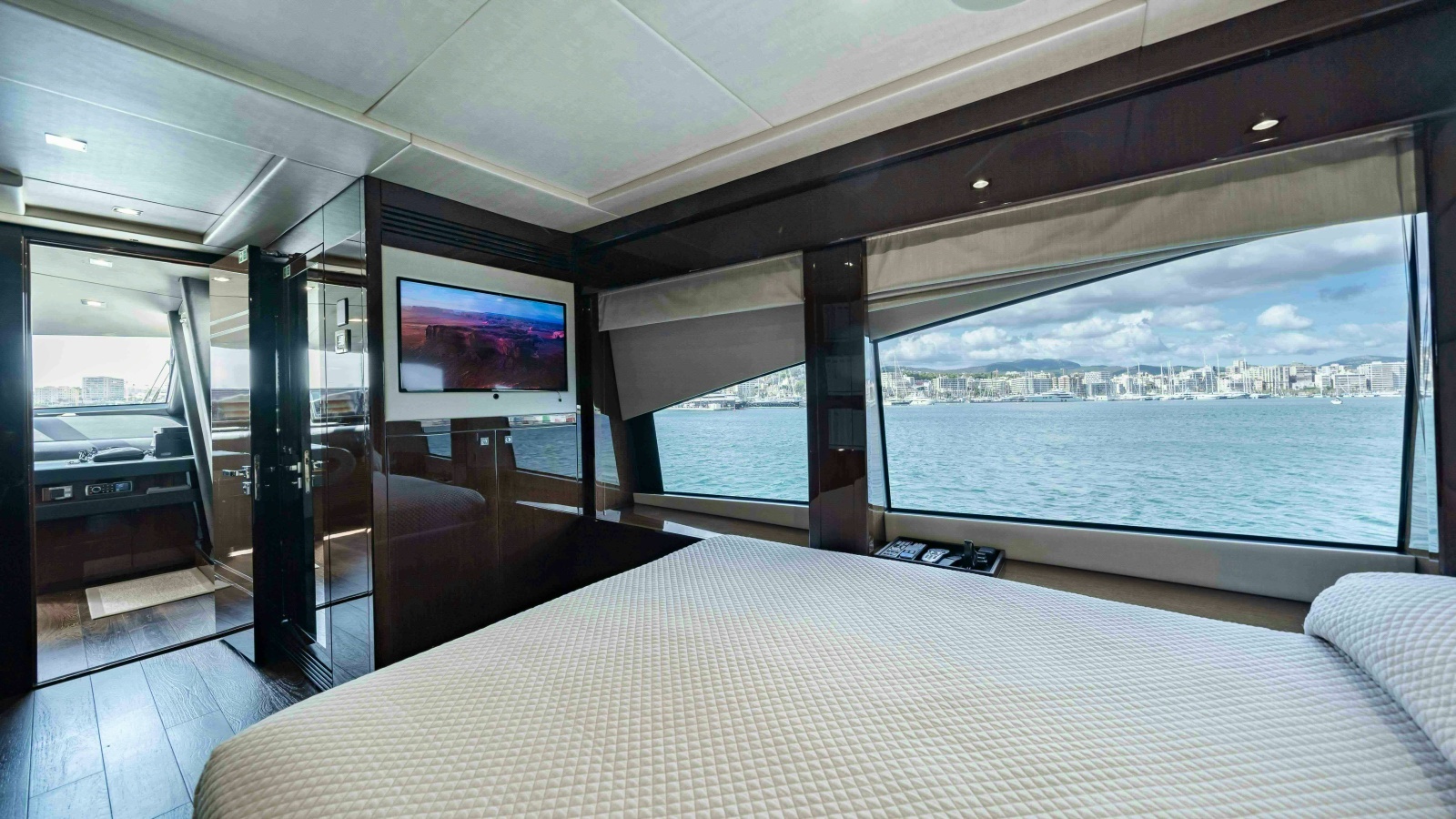 2016 Sunseeker Sunseeker 131 Yacht photo 46