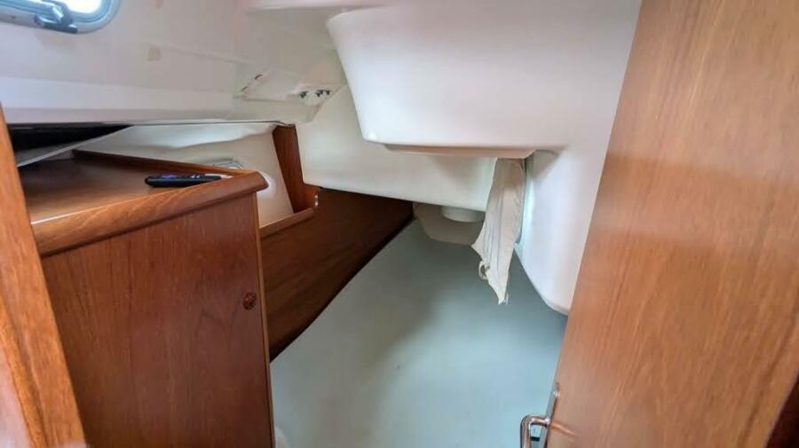 2005 Jeanneau 35