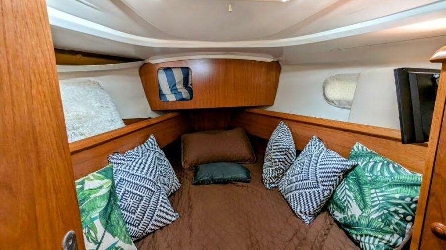 2005 Jeanneau 35