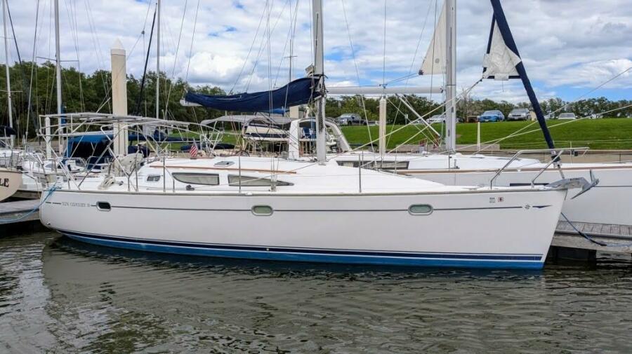 2005 Jeanneau 35