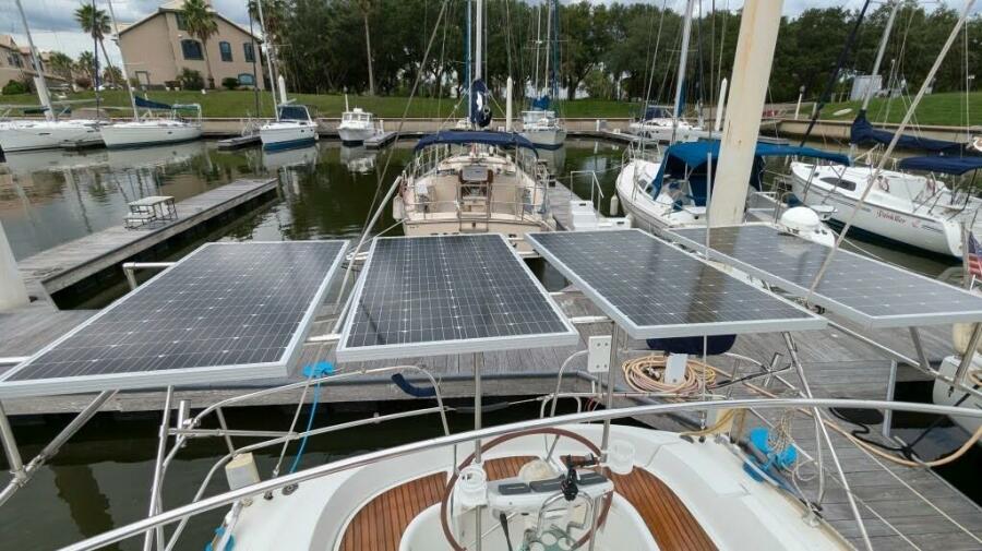 2005 Jeanneau 35