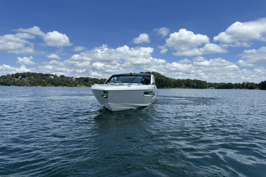 50ft Cruisers Yachts Yacht For Sale