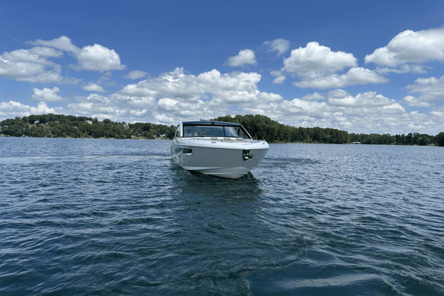 50ft Cruisers Yachts Yacht For Sale