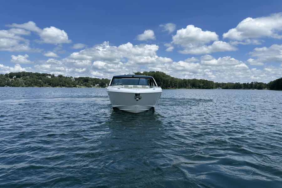 50ft Cruisers Yachts Yacht For Sale