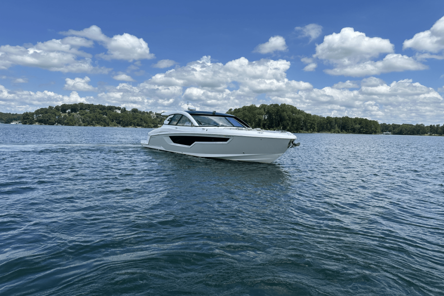 50ft Cruisers Yachts Yacht For Sale