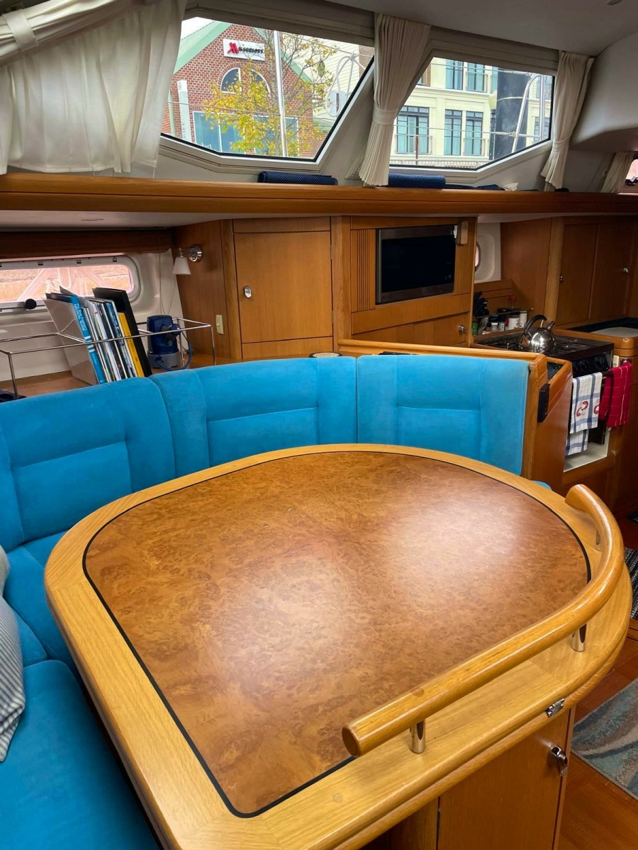 53' 2003 Oyster Yachts 