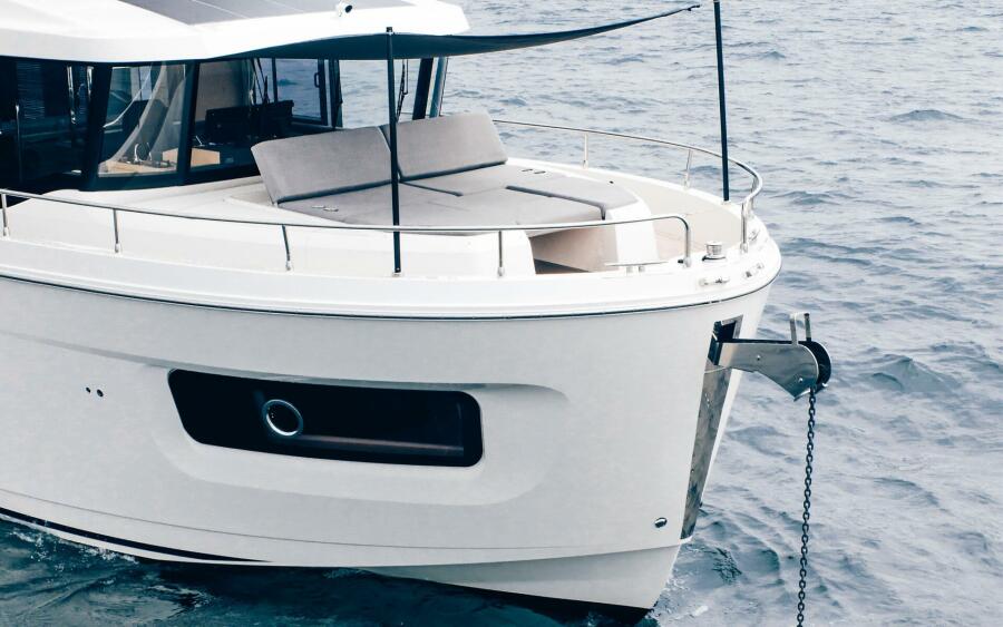 2027 Beneteau Swift Trawler