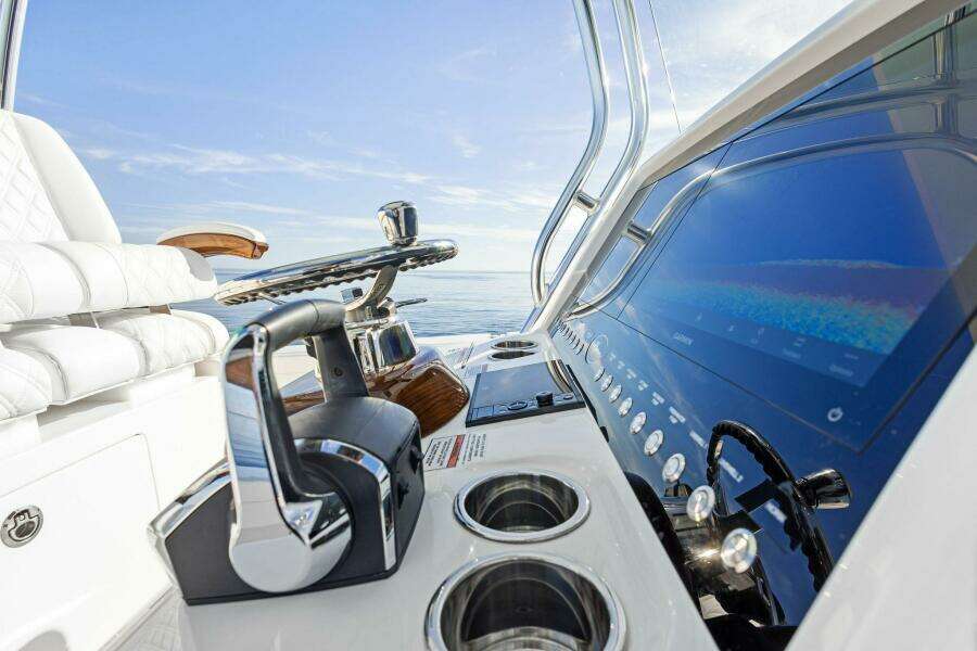 2025 Valhalla Boatworks V-29 Hybrid Galatii Yacht Sales Trade