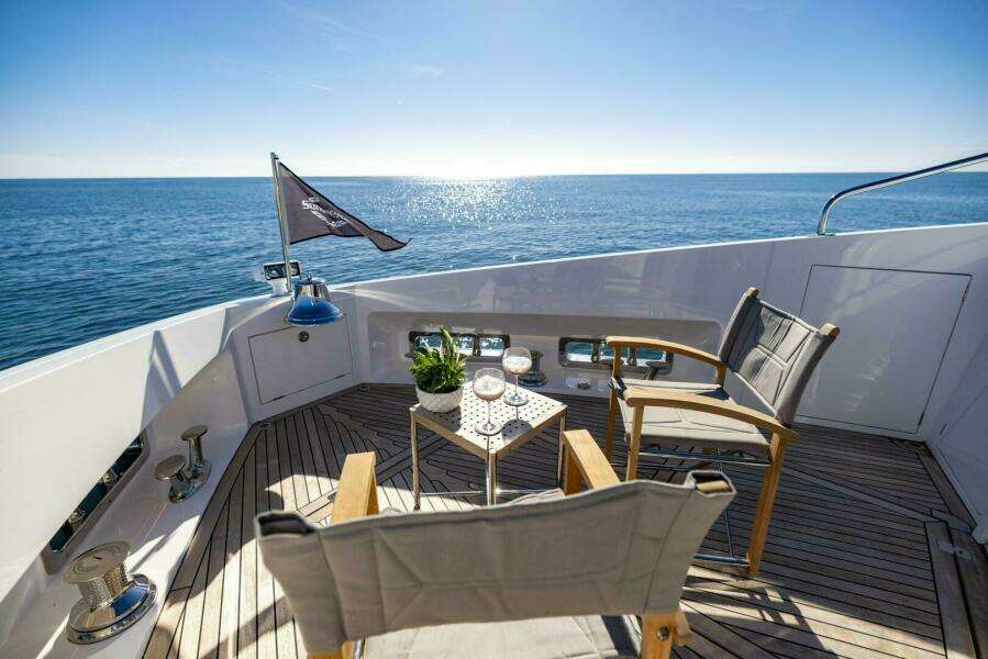 100ft Sunseeker Yacht For Sale