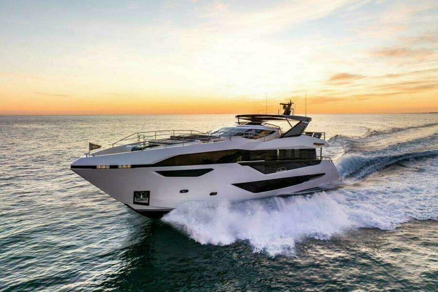 100ft Sunseeker Yacht For Sale