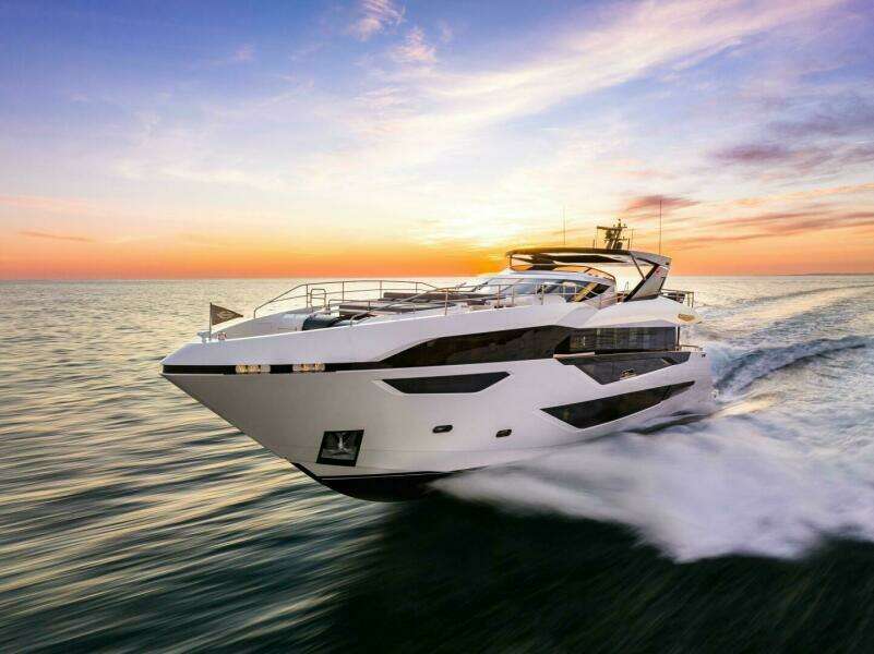 100ft Sunseeker Yacht For Sale