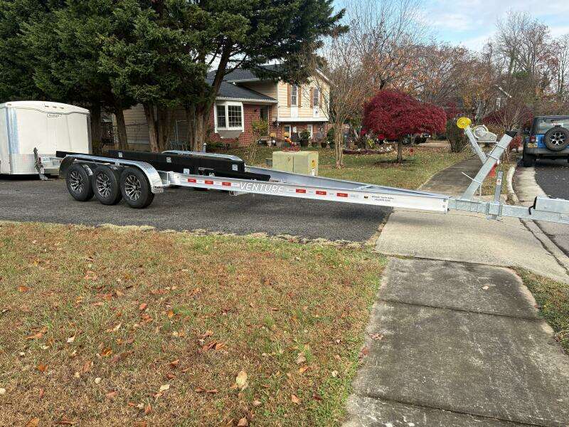 Bay Hawk II 27ft Sport Craft Yacht For Sale