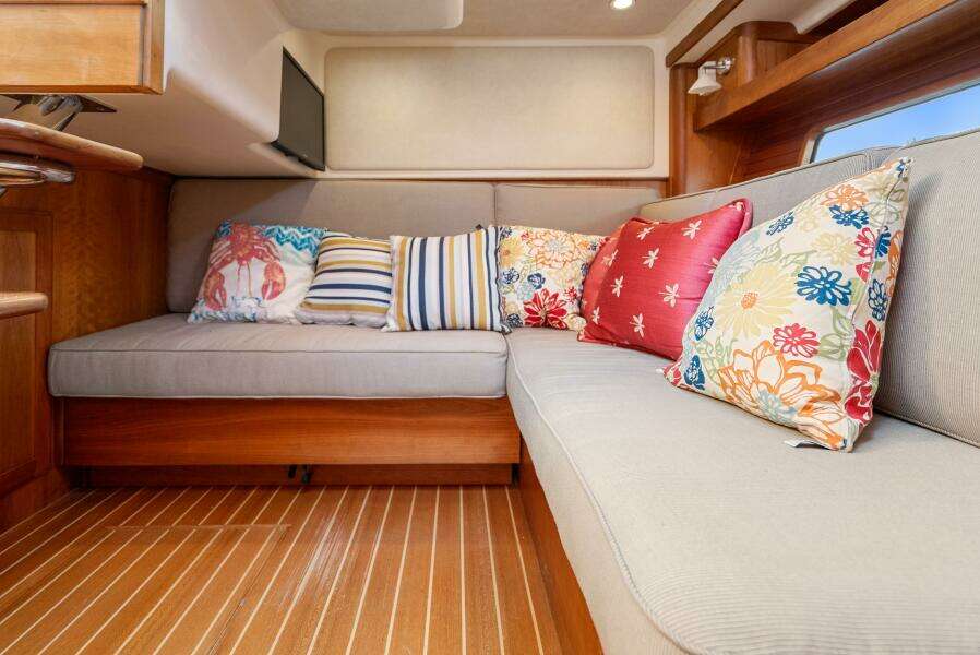 38ft Sabre Yacht For Sale