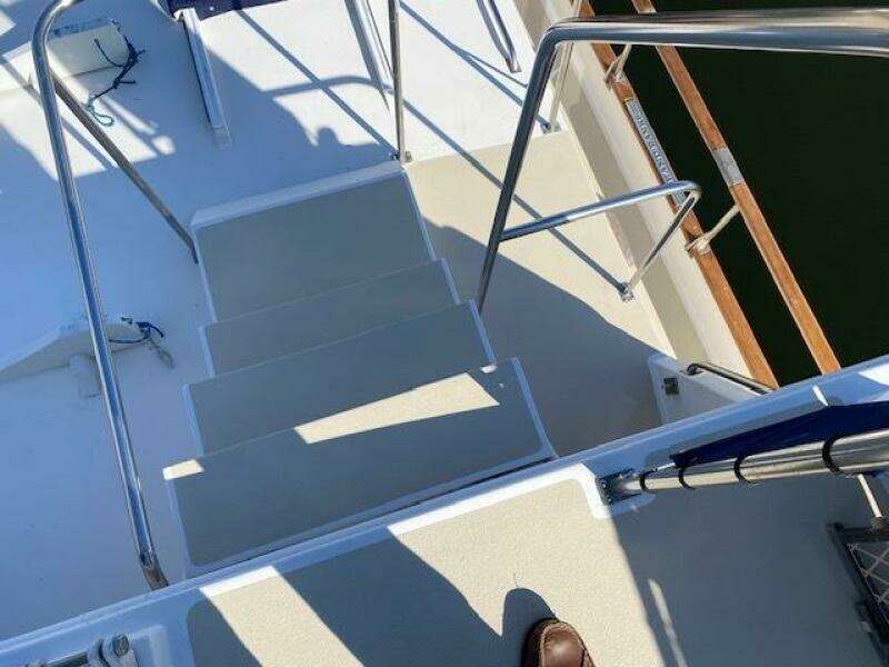 Good Vibrations 42ft Grand Banks Yacht For Sale Good Vibrations 42ft Grand Banks Yacht For Sale