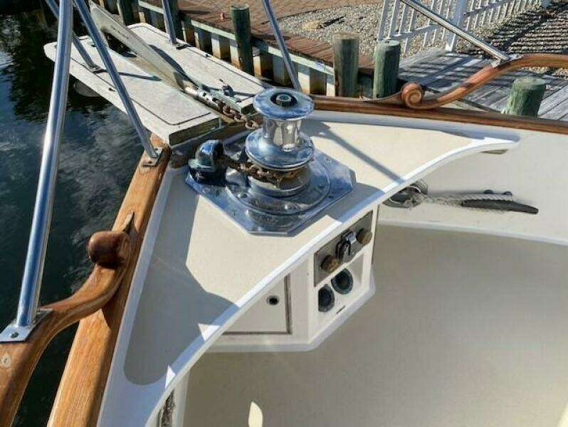 Good Vibrations 42ft Grand Banks Yacht For Sale Good Vibrations 42ft Grand Banks Yacht For Sale