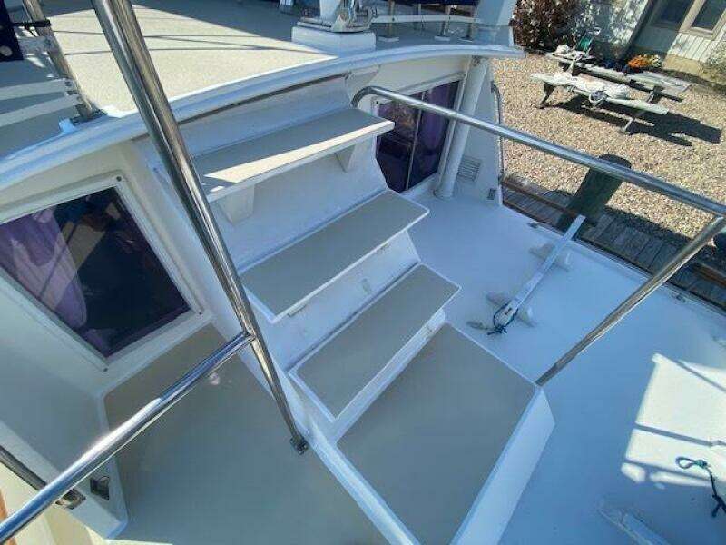 Good Vibrations 42ft Grand Banks Yacht For Sale Good Vibrations 42ft Grand Banks Yacht For Sale