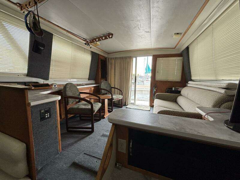 Greene s Bor o II 40ft Silverton Yacht For Sale