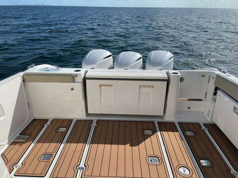 Lady B 36ft Pursuit Yacht For Sale