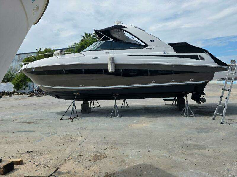 OUR LAST ONE 37ft Sea Ray Yacht For Sale