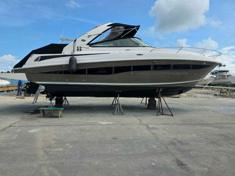 OUR LAST ONE 37ft Sea Ray Yacht For Sale